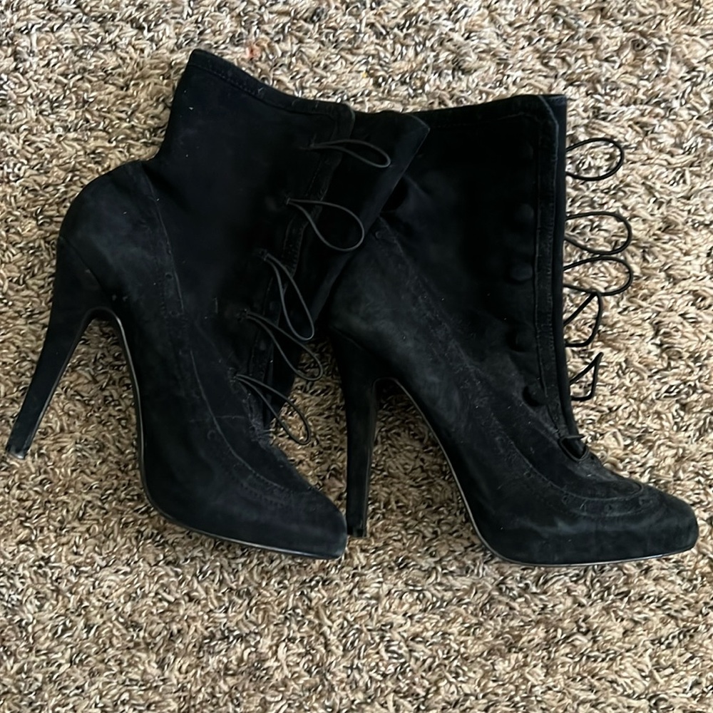 Aldo size 37